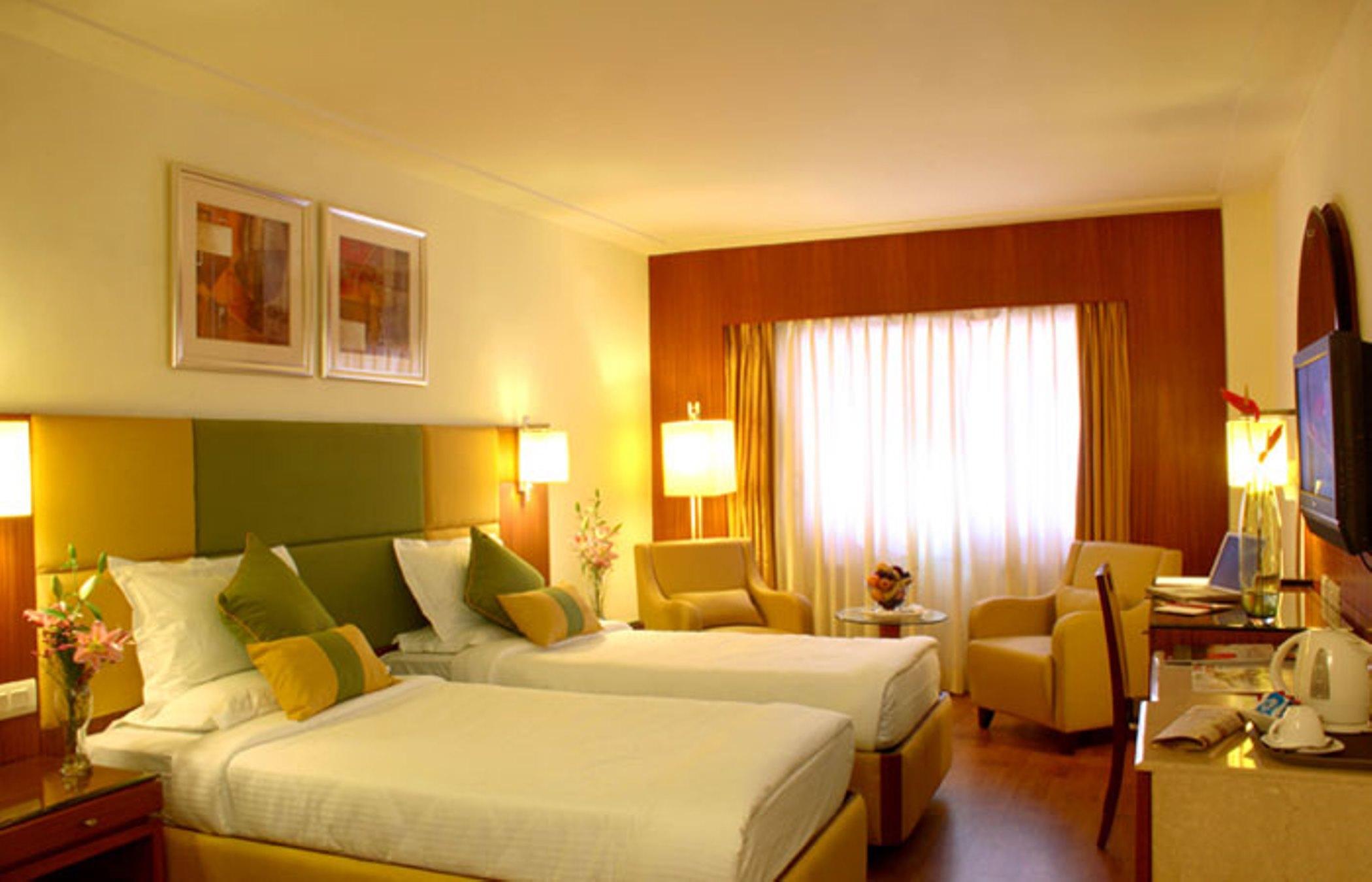 Hotel Hampshire Plaza Hyderabad Zimmer foto